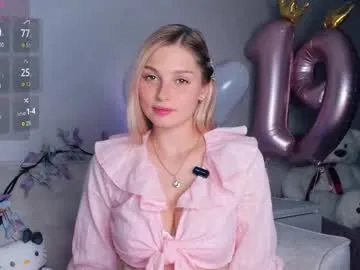 angelsofaurora – webcam model profile photo Image 2