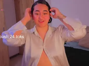 vvioleta_ – webcam model profile photo Image 19