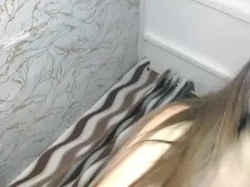 wet_dreamm22 – webcam model profile photo Image 3