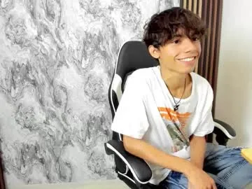 dilara_foxx – webcam model profile photo Image 2