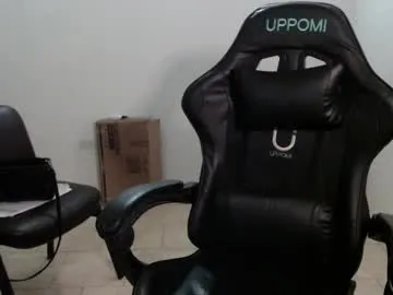 magical_mermaids – webcam model profile photo Image 6