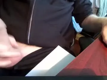 pinkysmiles – webcam model profile photo Image 19