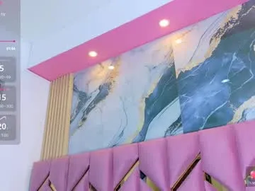 sunnmoonn – webcam model profile photo Image 10