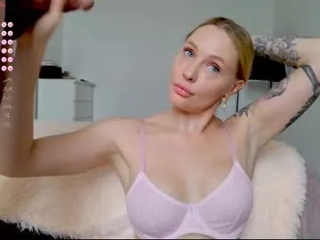 playussoftly – webcam model profile photo Image 7