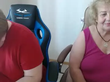 karlenegries – webcam model profile photo Image 17