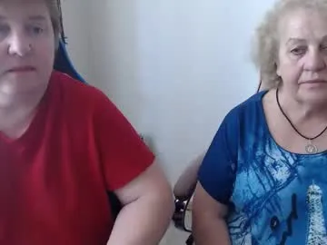 karlenegries – webcam model profile photo Image 4