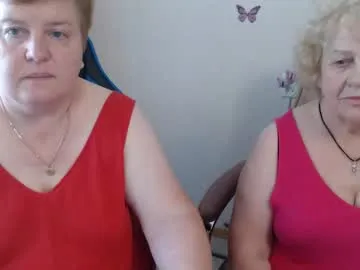 karlenegries – webcam model profile photo Image 5