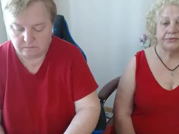 karlenegries – webcam model profile photo Image 7