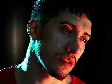 piginnya – webcam model profile photo Image 12