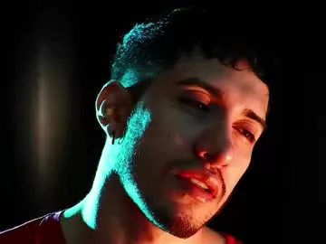 piginnya – webcam model profile photo Image 14