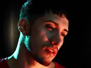 piginnya – webcam model profile photo Image 15