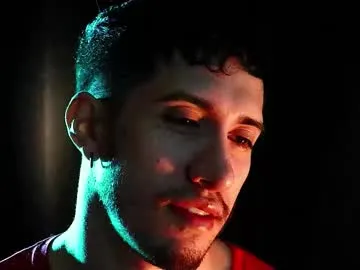 piginnya – webcam model profile photo Image 6