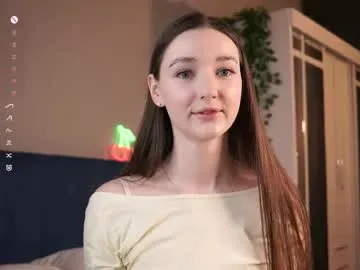 lovelusik – webcam model profile photo Image 12