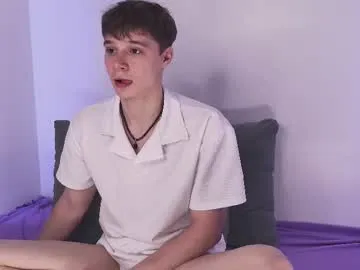 emily_____ – webcam model profile photo Image 15