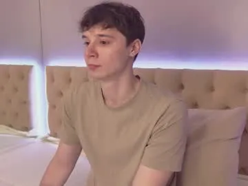 emily_____ – webcam model profile photo Image 19