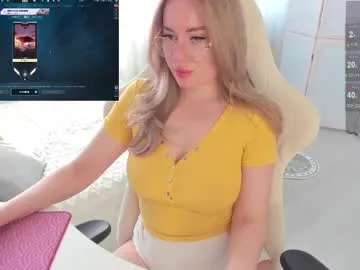 pinkadele – webcam model profile photo Image 4