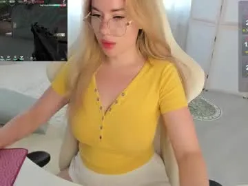 pinkadele – webcam model profile photo Image 9