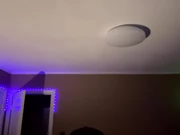 isabel_millher – webcam model profile photo Image 15