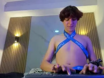 icyhoneybite – webcam model profile photo Image 16