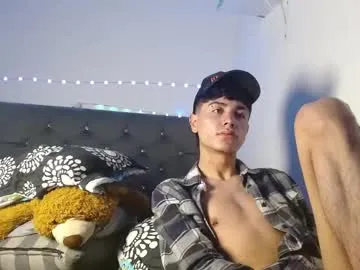 petites_perles – webcam model profile photo Image 15