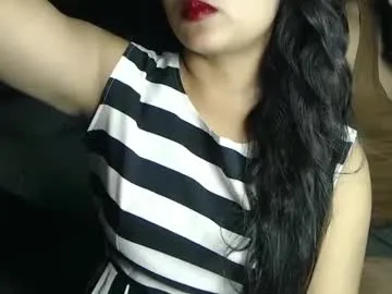 petites_perles – webcam model profile photo Image 16