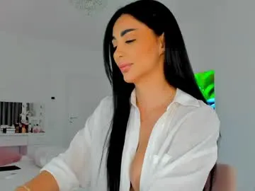 katarasimon – webcam model profile photo Image 12