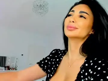 katarasimon – webcam model profile photo Image 8