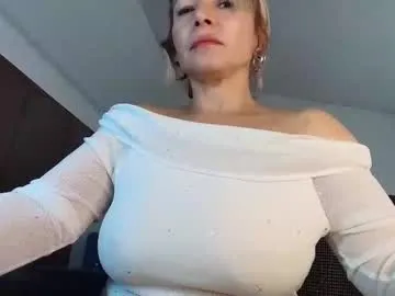 your_dolls – webcam model profile photo Image 6