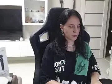 milavalentinax – webcam model profile photo Image 5