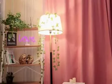 VictoriaLane – webcam model profile photo Image 13