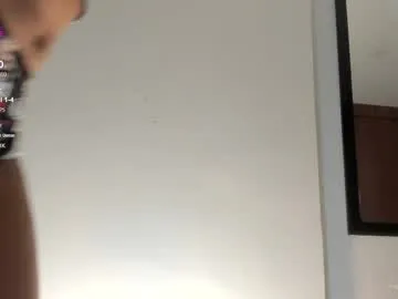 pinkadele – webcam model profile photo Image 19