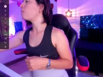 petites_perles – webcam model profile photo Image 13