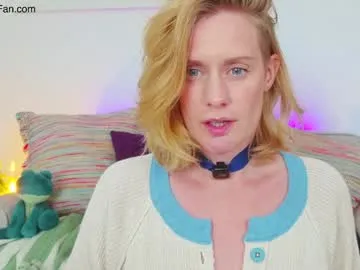 littlejennifer18 – webcam model profile photo Image 12