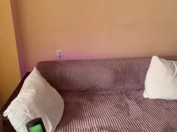 emeraldcotton – webcam model profile photo Image 2