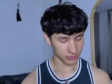 veroniqe_lounge – webcam model profile photo Image 17