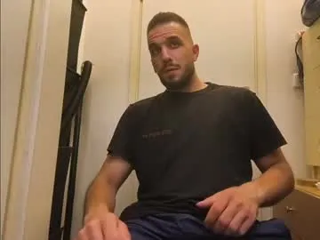 ynnenbrynn – webcam model profile photo Image 18