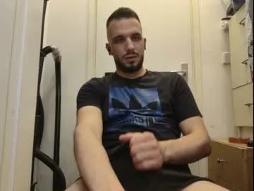 ynnenbrynn – webcam model profile photo Image 4