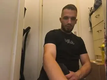 ynnenbrynn – webcam model profile photo Image 8