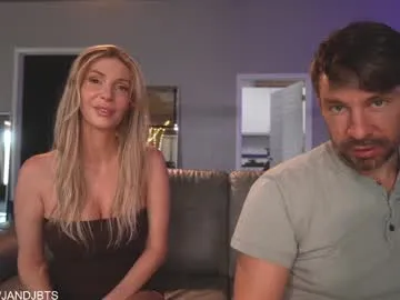 sexy_hot_friends_ – webcam model profile photo Image 17