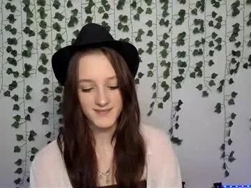 your_dolls – webcam model profile photo Image 10