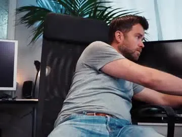 playussoftly – webcam model profile photo Image 4