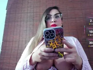 petites_perles – webcam model profile photo Image 19