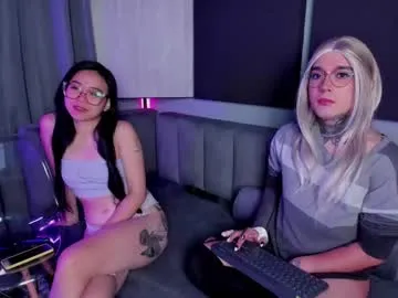 ErikaBonnie – webcam model profile photo Image 3