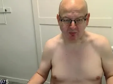 your_dolls – webcam model profile photo Image 16