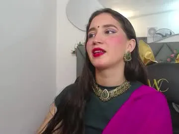 lora_lifelover – webcam model profile photo Image 19