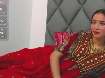 lora_lifelover – webcam model profile photo Image 9