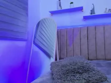 amelia_lov3 – webcam model profile photo Image 5