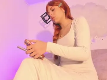 angelsofaurora – webcam model profile photo Image 3