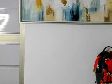 lina_kriss – webcam model profile photo Image 8