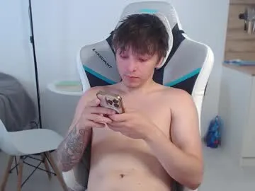 realtryit – webcam model profile photo Image 7